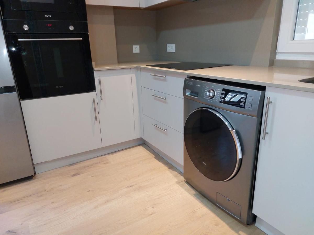 Piso En El Centro Apto 5 Personas Con Garaje Privado Avilés Exterior foto